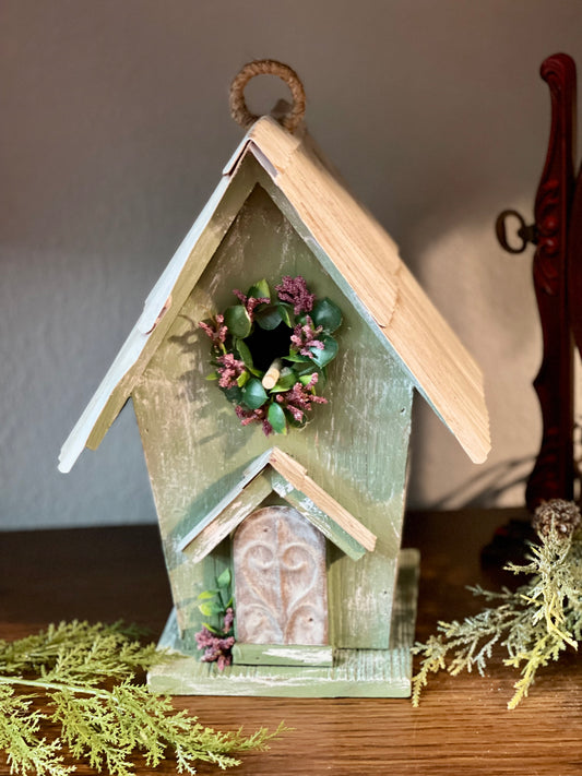 Wood and tin birdhouse - Heart Land Designs